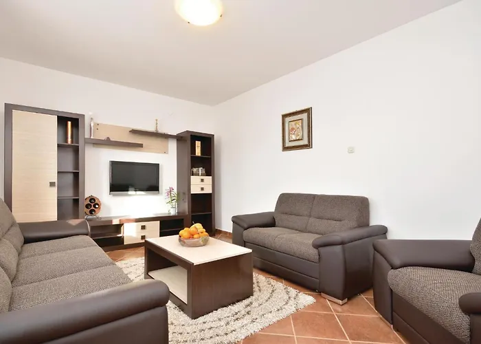 Beautiful In With Wifi بيت للعطل *